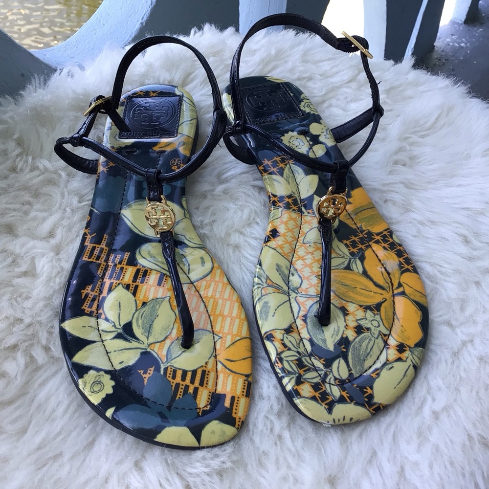 Tory Burch Signature Leather Printed Ankle Strap Thong Sandals Flats - Picture 2 of 9